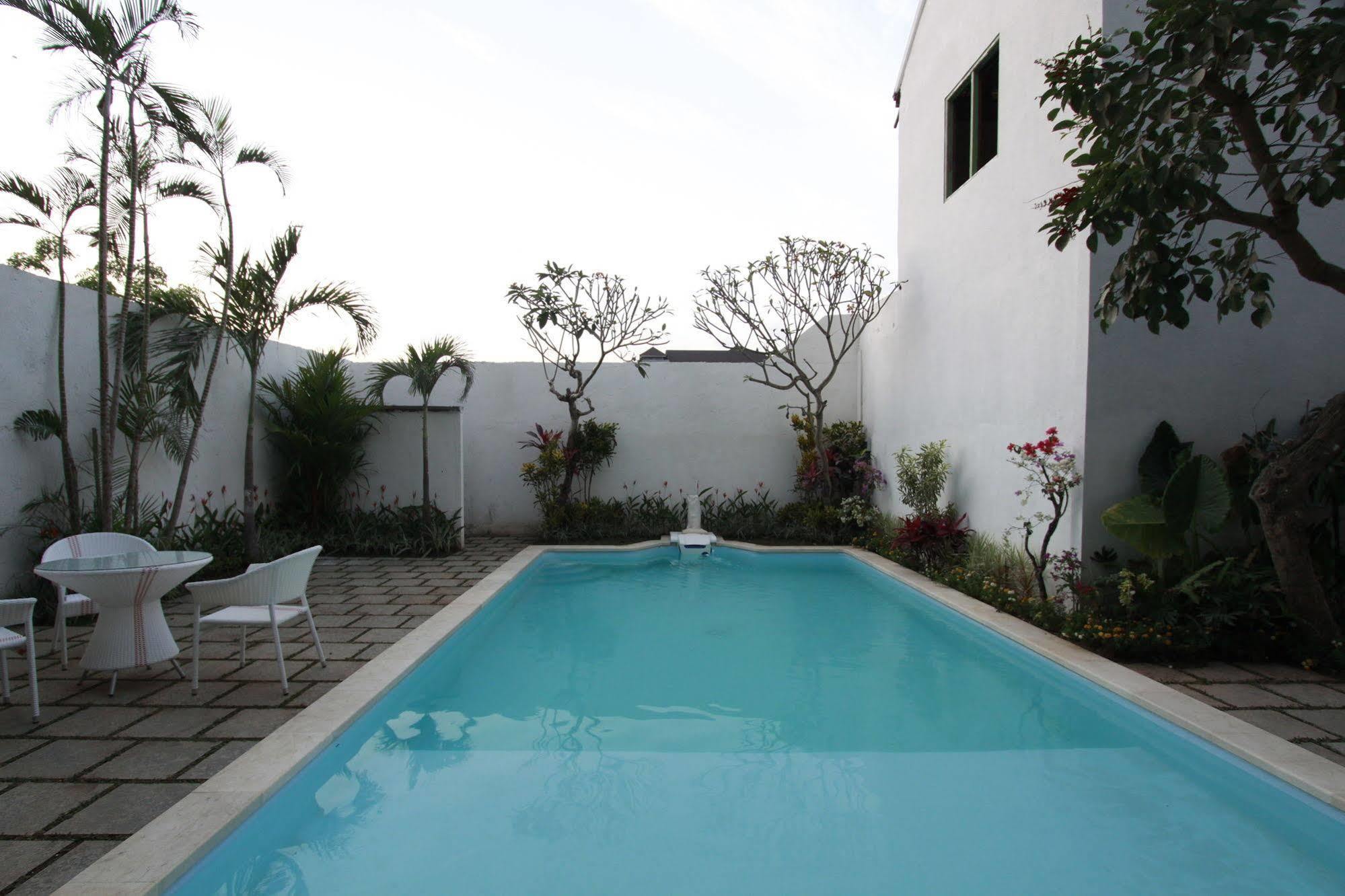 Spazzio Bali Hotel Kuta Lombok Exteriér fotografie